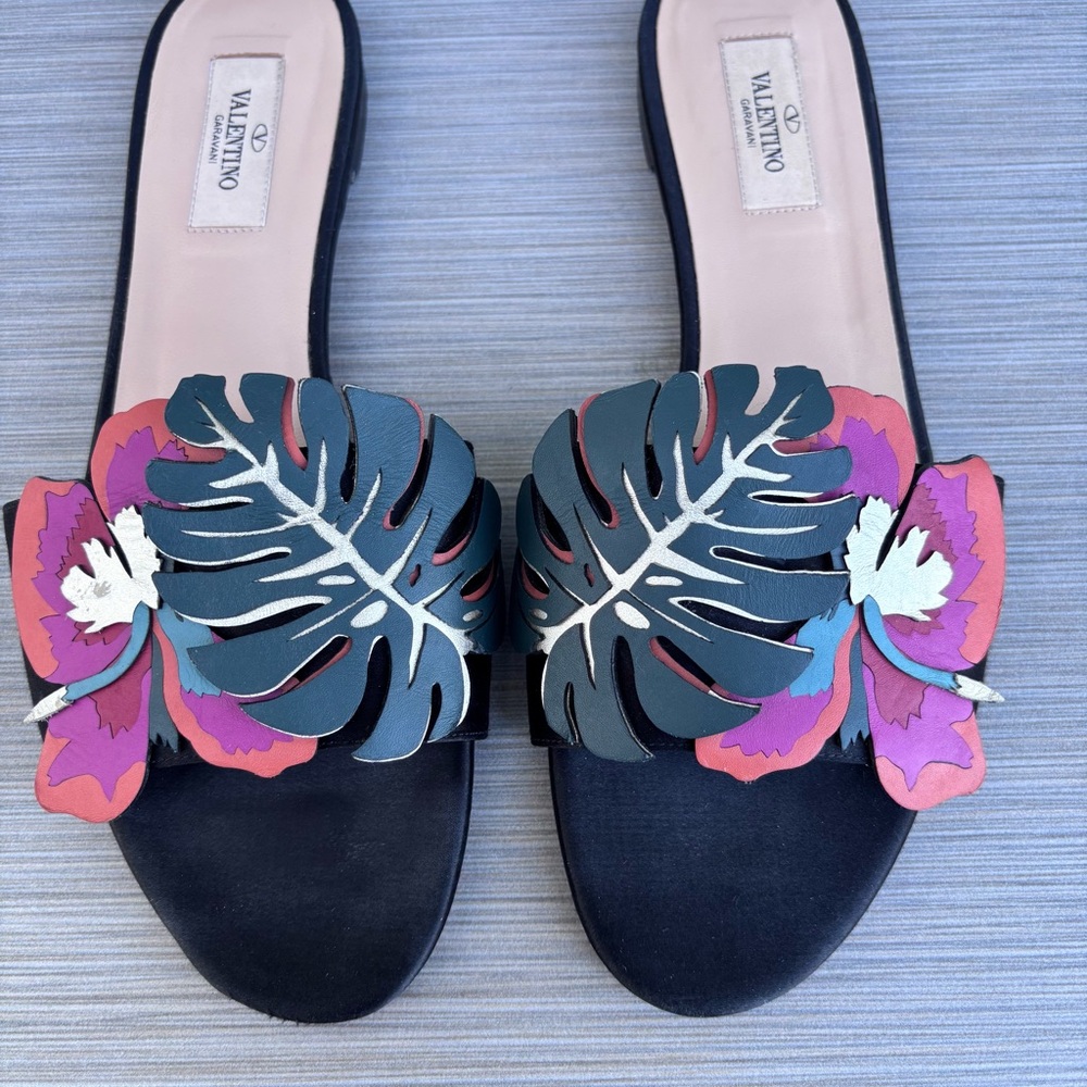 Valentino Garavani "Tropical Dream" slide sandals - Picture 10 of 12
